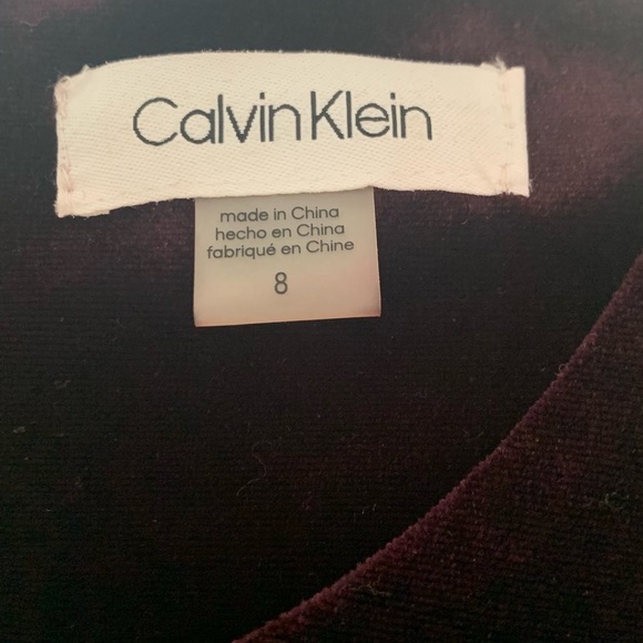 Calvin Klein - Picture 4 of 5